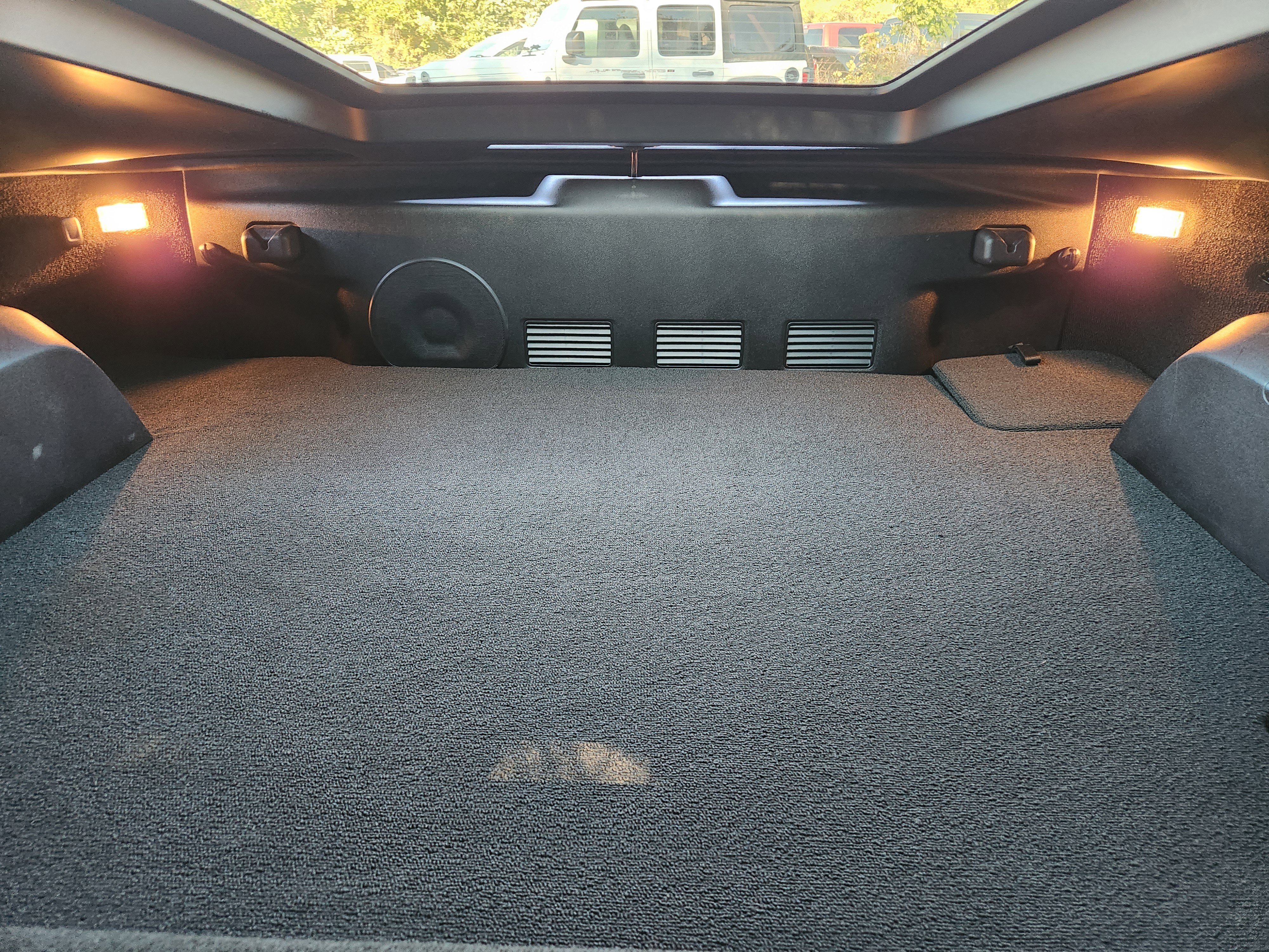 Used 2015 Chevrolet Corvette Stingray Coupe w/ 2LT Preferred Equipment Group image 13