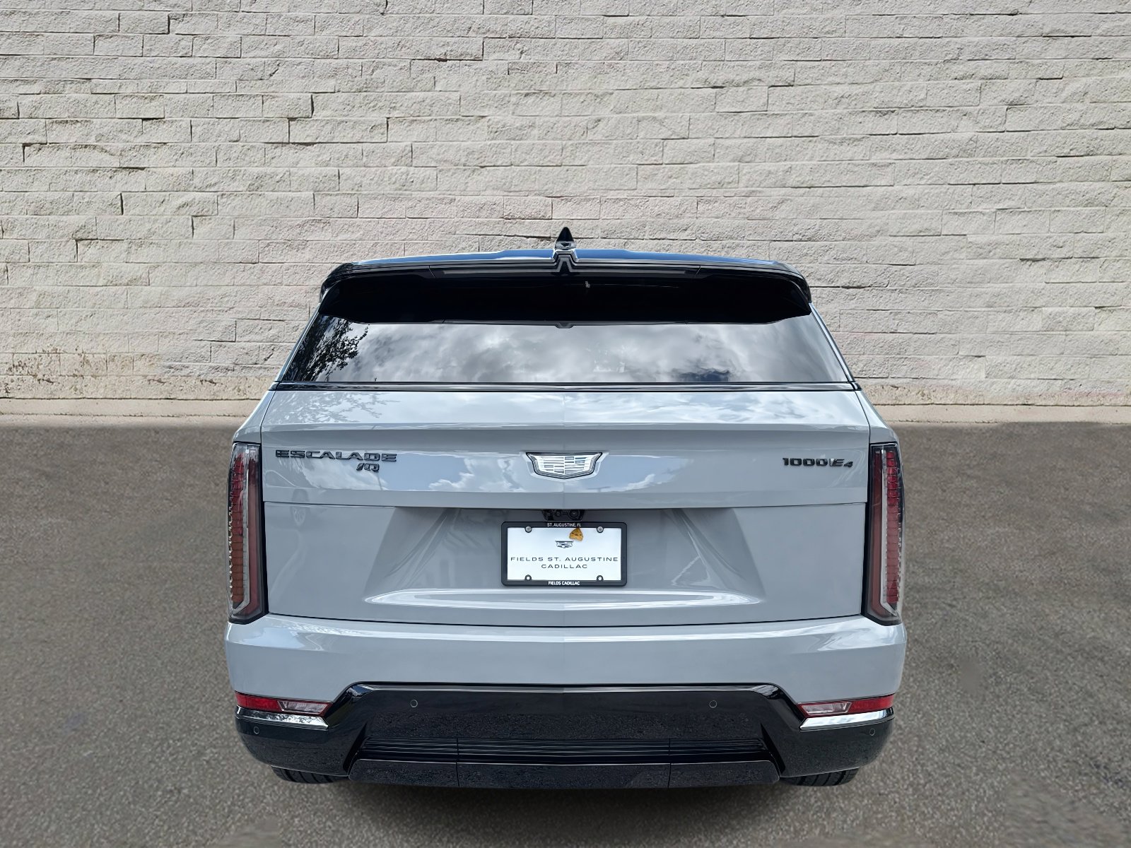 New 2026 Cadillac Escalade IQ Sport 1 w/ LPO, ONYX Package image 4