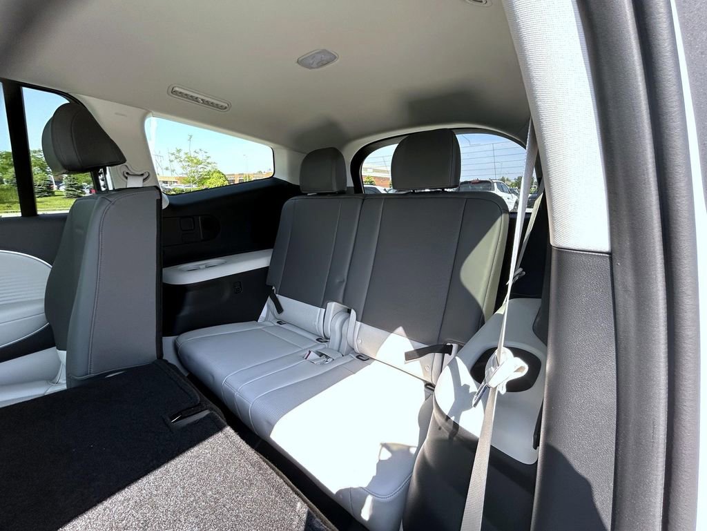 New 2026 Hyundai Ioniq 9 SEL image 12