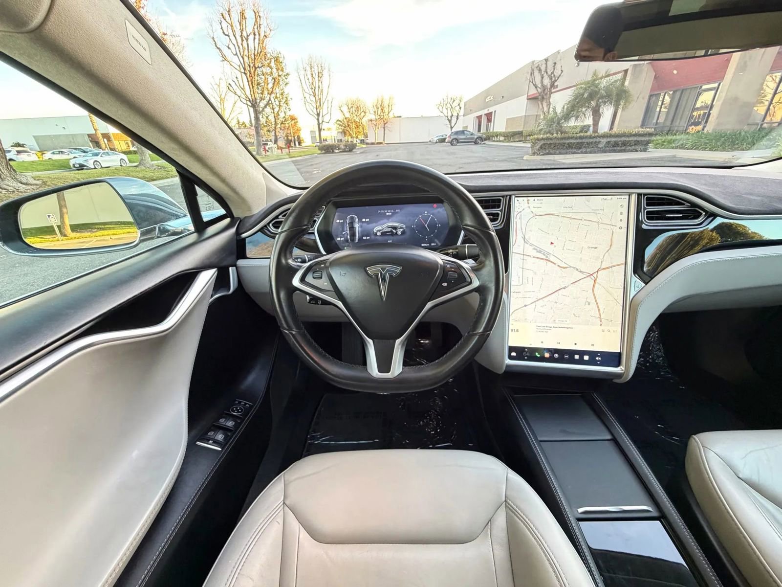 Used 2015 Tesla Model S 85 image 13