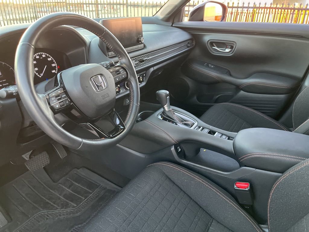Used 2023 Honda HR-V Sport image 18