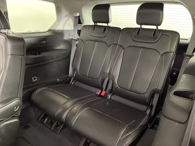 Used 2023 Jeep Grand Cherokee L Limited AWD/4WD image 47