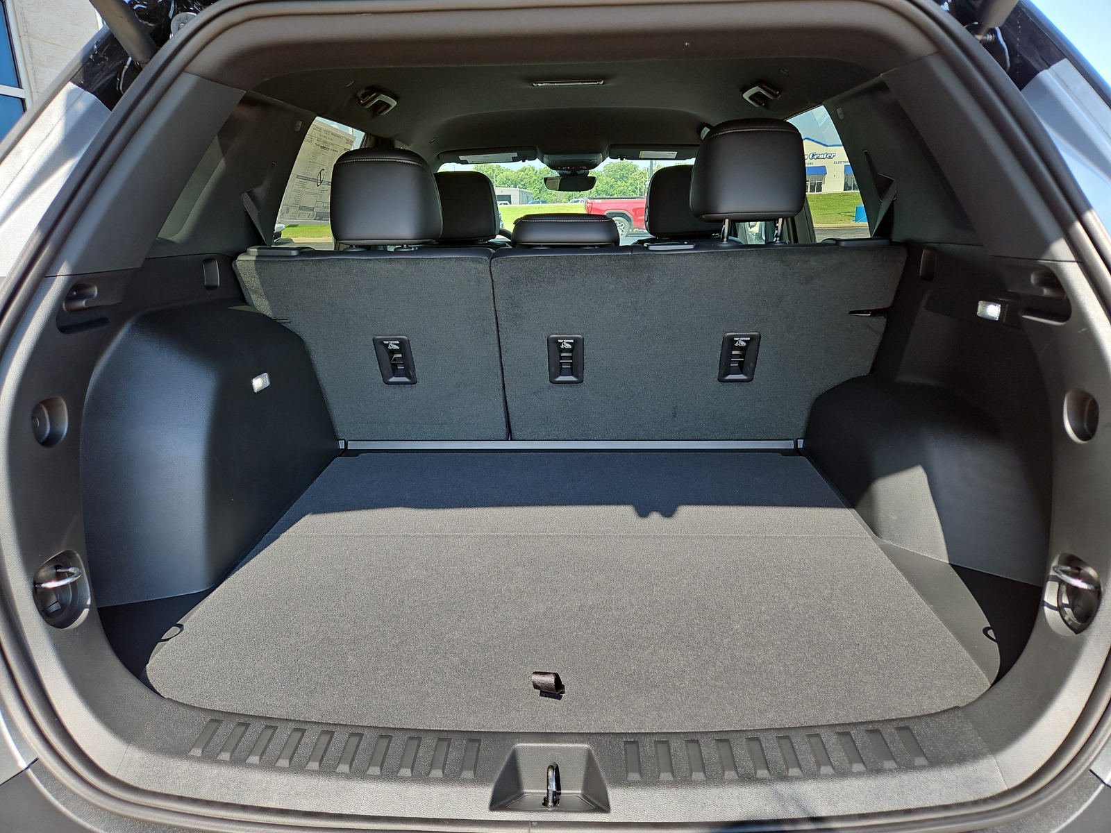 New 2027 GMC Terrain Elevation w/ Elevation Premium Package FWD image 20