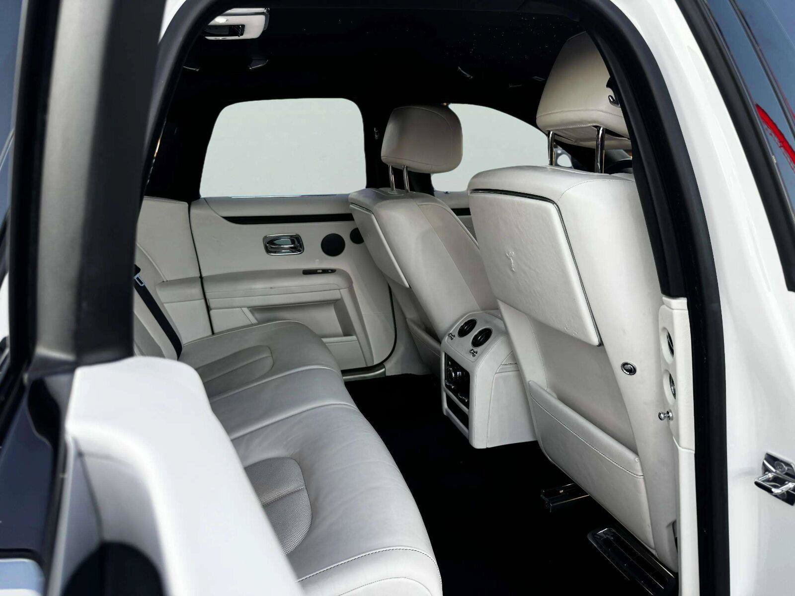 Used 2021 Rolls-Royce Ghost AWD/4WD image 42