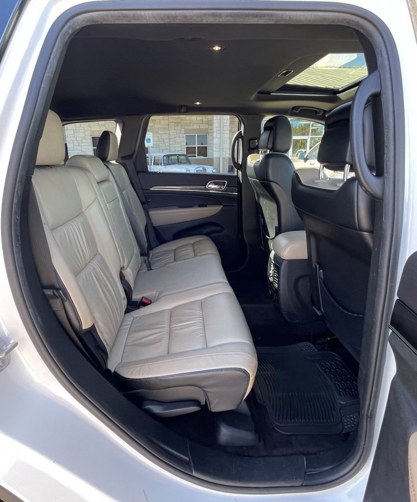 Used 2016 Jeep Grand Cherokee Limited 75th Anniversary image 31