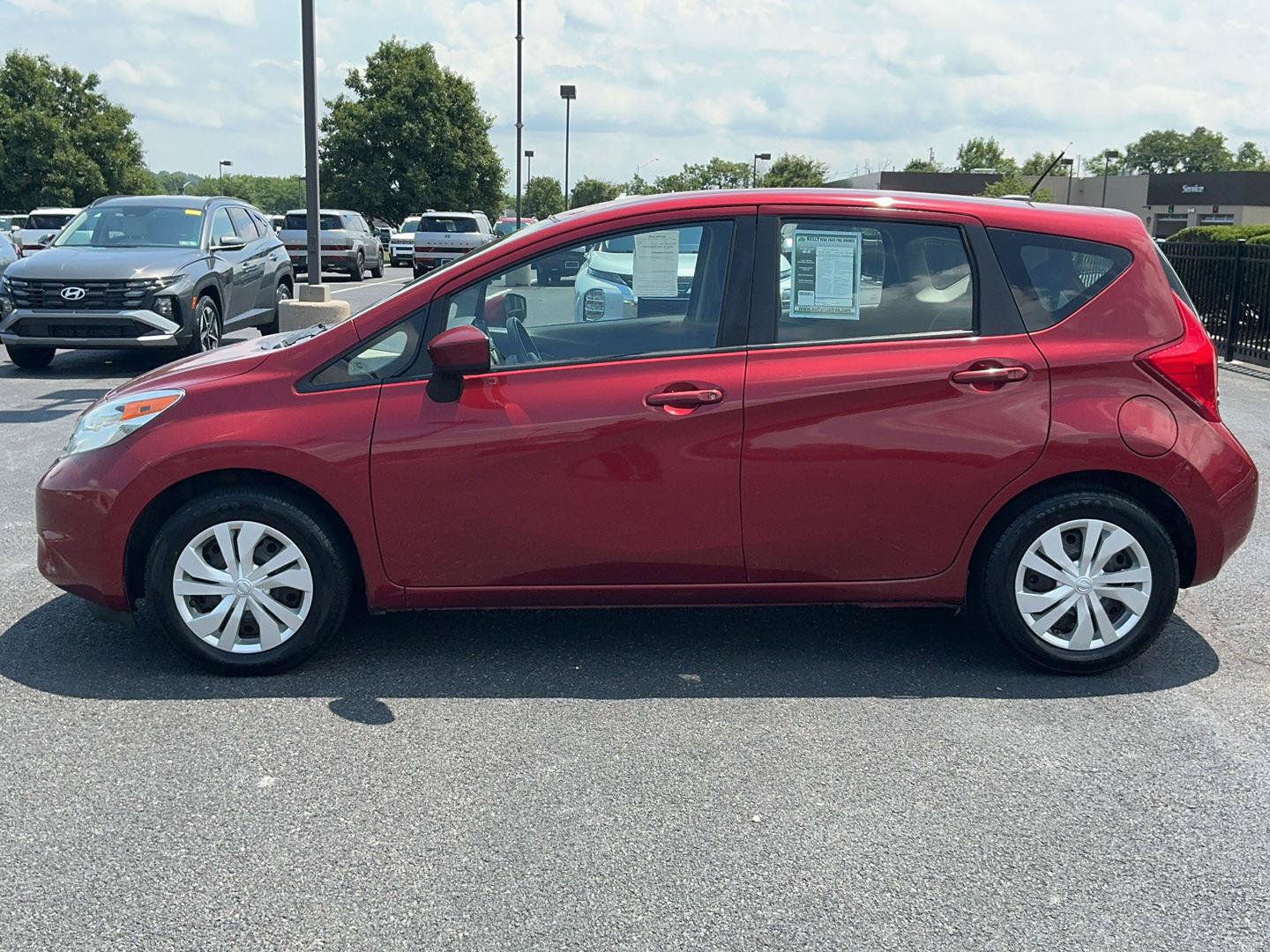 Used 2016 Nissan Versa Note SV FWD image 11