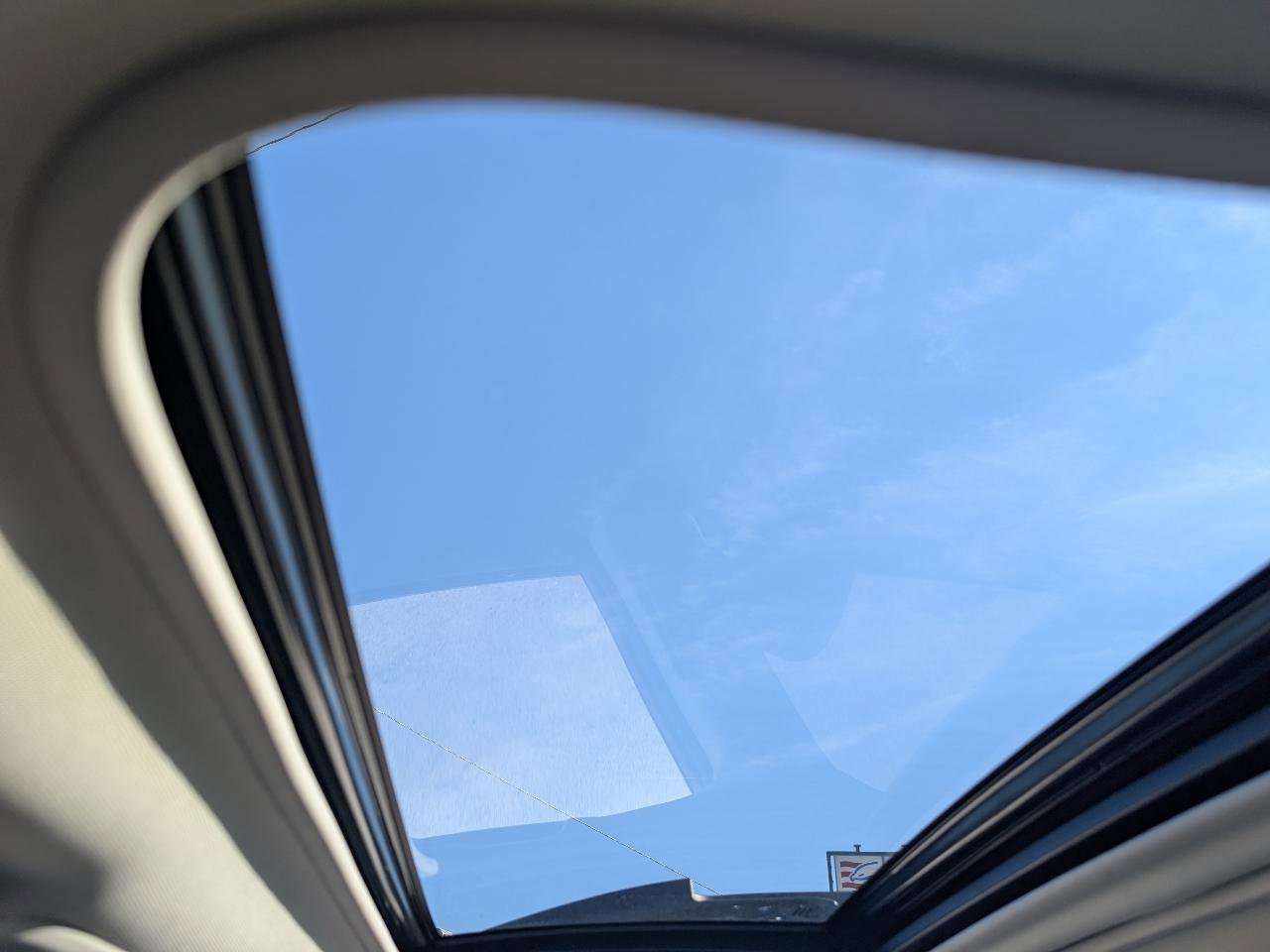 Used 2018 Subaru Outback 3.6R Limited image 24