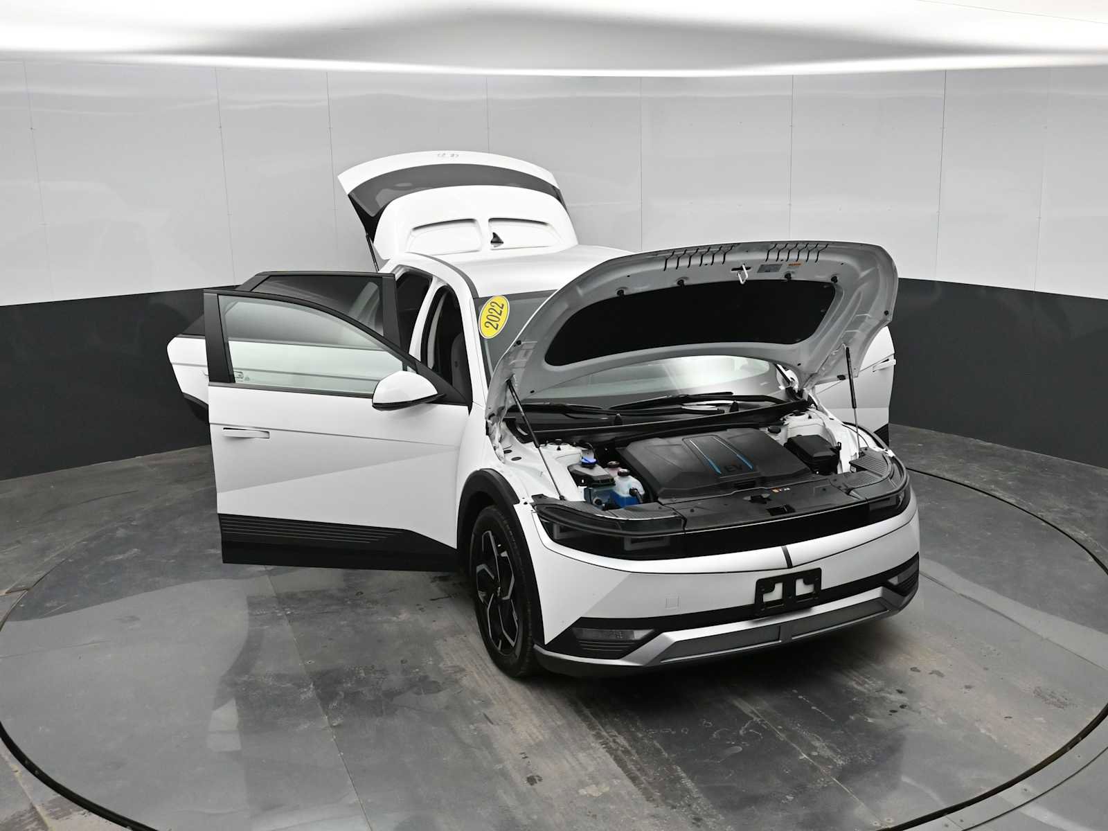 Used 2022 Hyundai Ioniq 5 SE w/ Cargo Package image 38