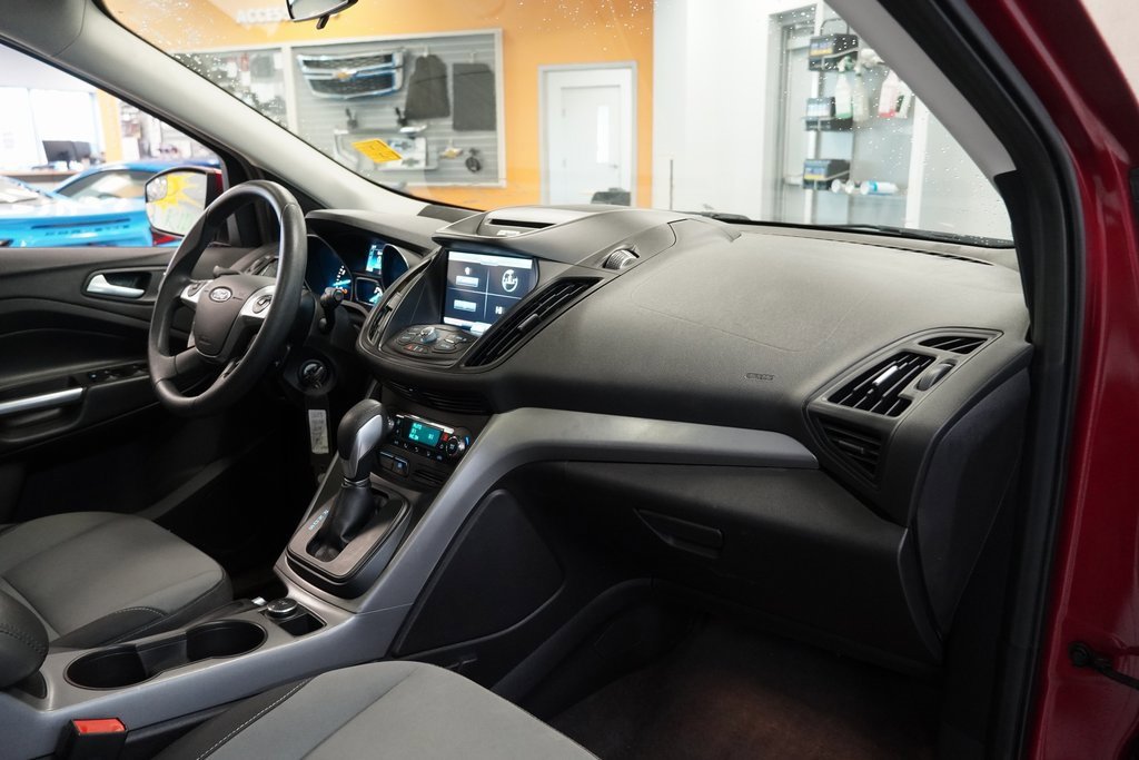 Used 2014 Ford Escape SE w/ Equipment Group 201A image 32