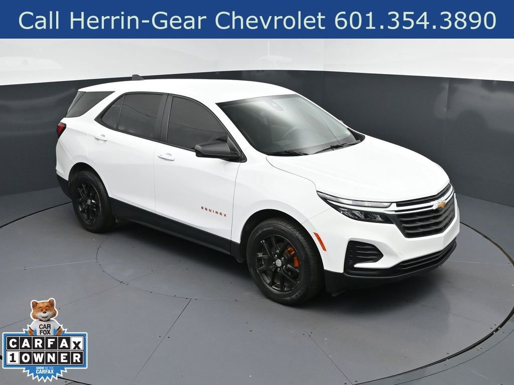Used 2024 Chevrolet Equinox LS image 1