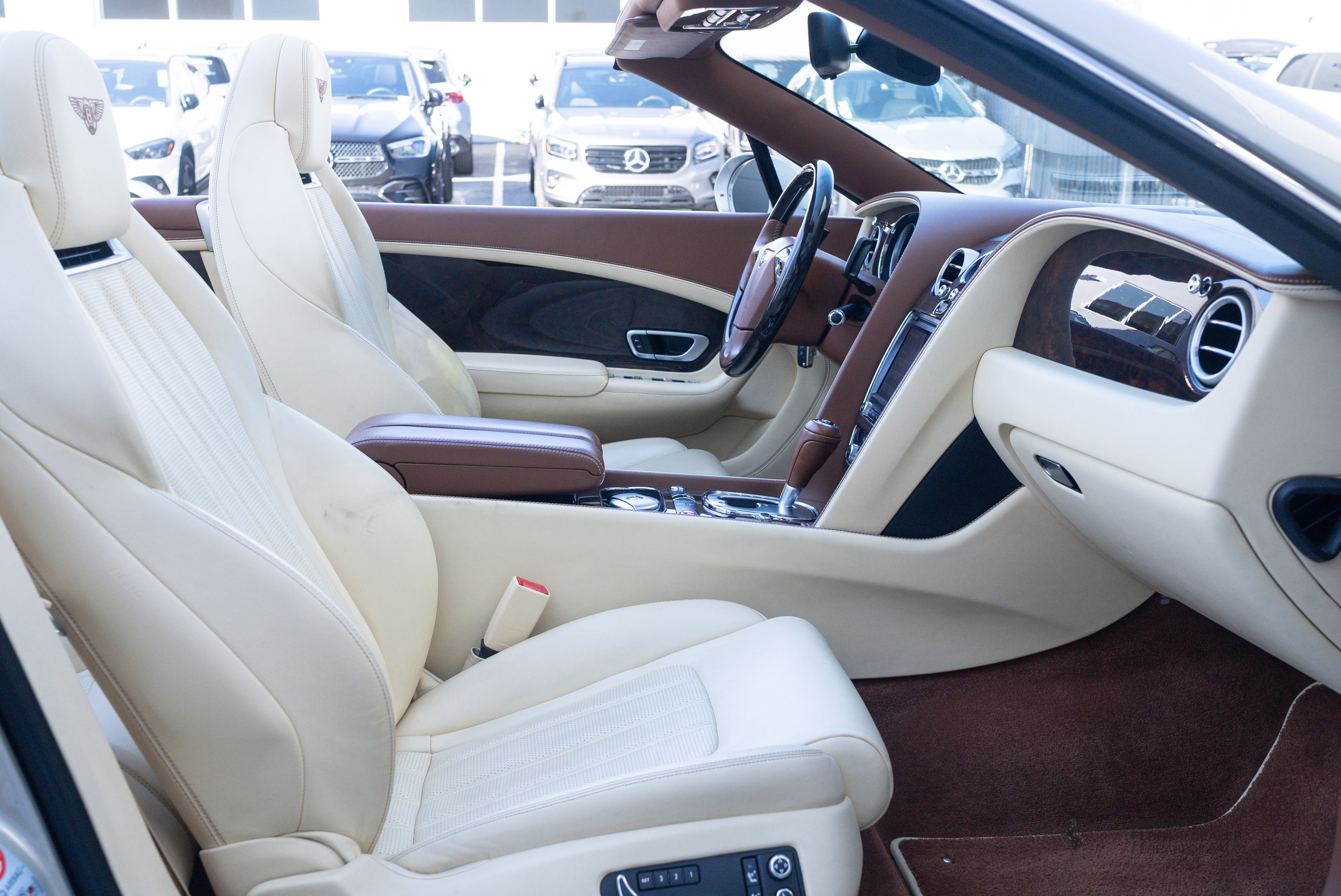 Used 2015 Bentley Continental GT image 20