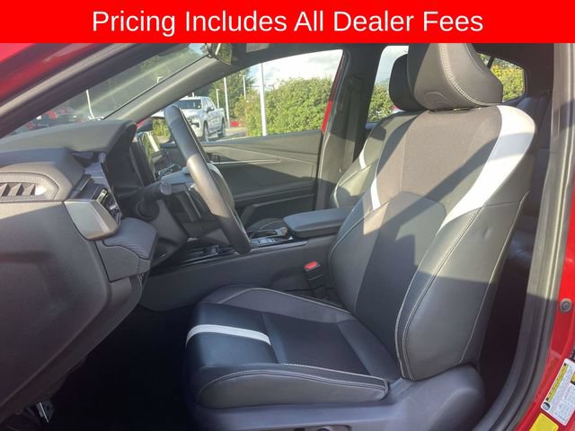 Used 2025 Toyota Camry SE FWD image 20