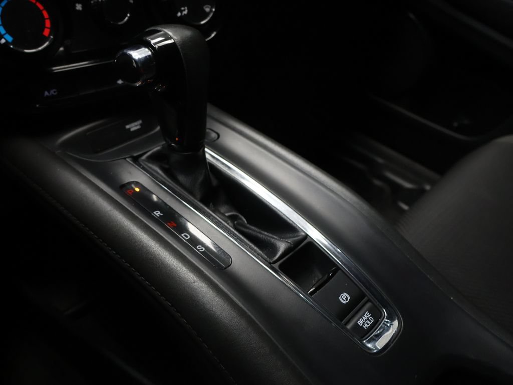 Used 2022 Honda HR-V Sport image 25