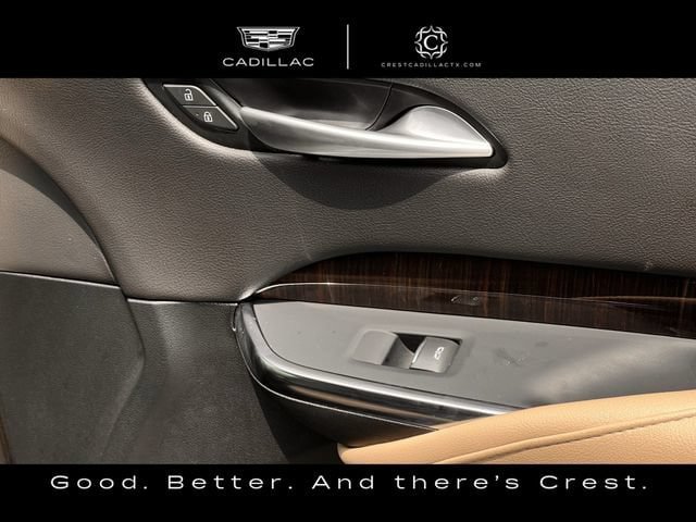 Certified 2025 Cadillac XT4 Premium Luxury FWD image 30