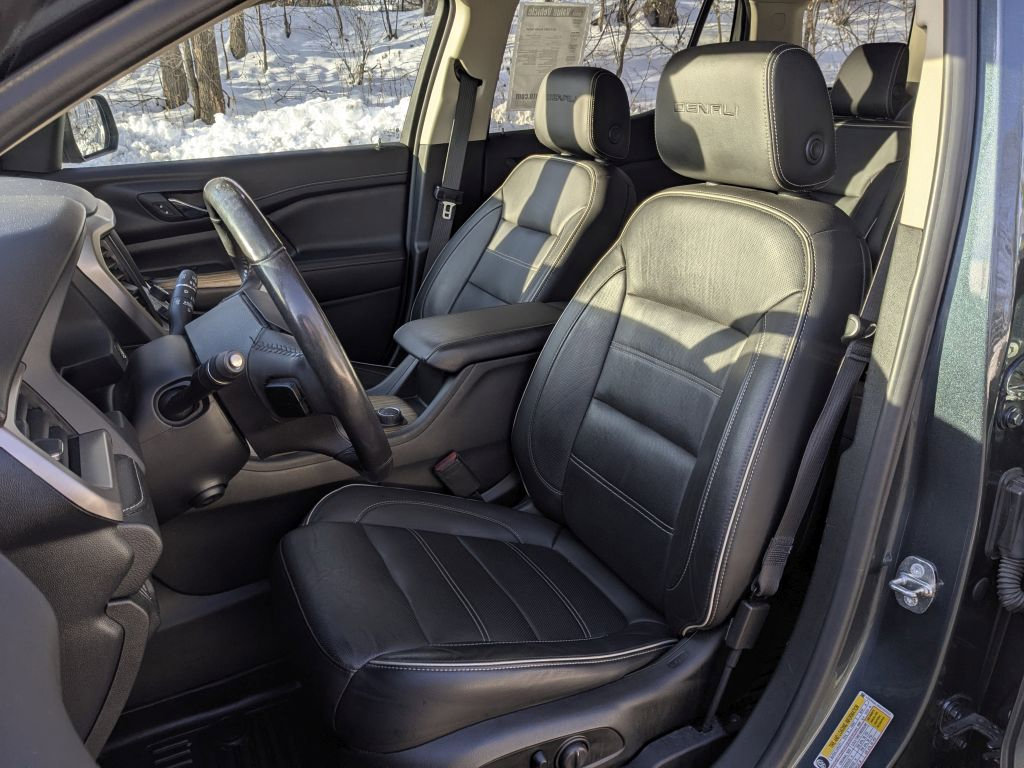 Used 2019 GMC Acadia Denali w/ Technology Package image 12