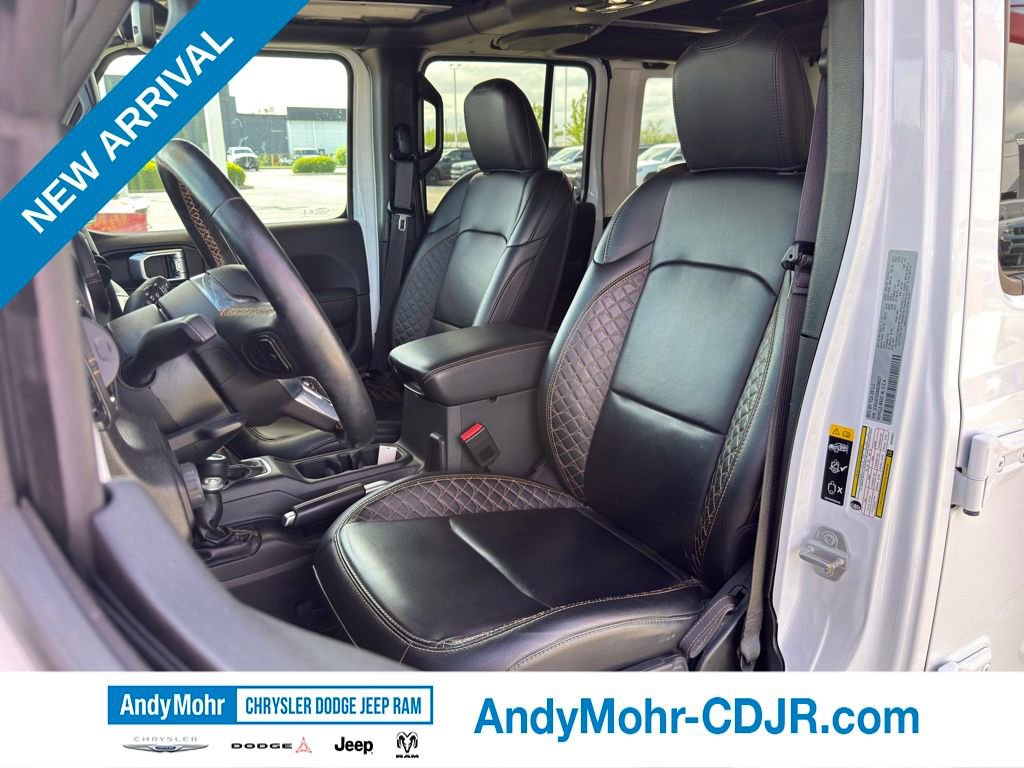 Used 2022 Jeep Wrangler Unlimited Sahara AWD/4WD image 13