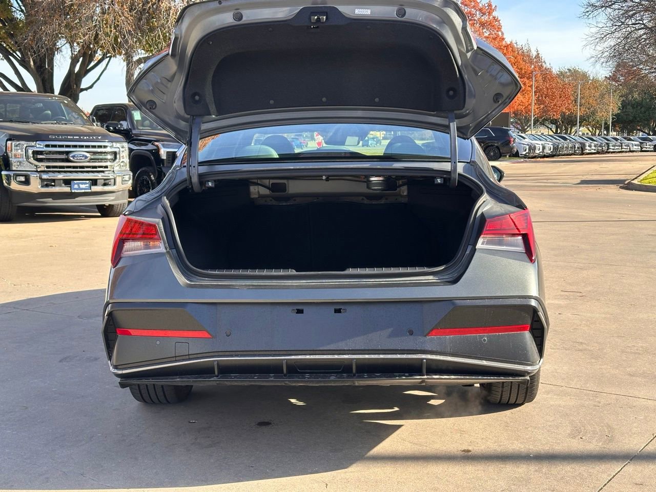 Certified 2024 Hyundai Elantra Limited image 13