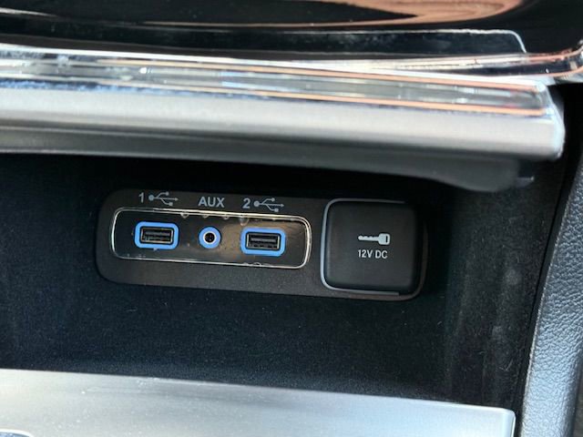 Used 2022 Jeep Grand Cherokee Laredo X image 21