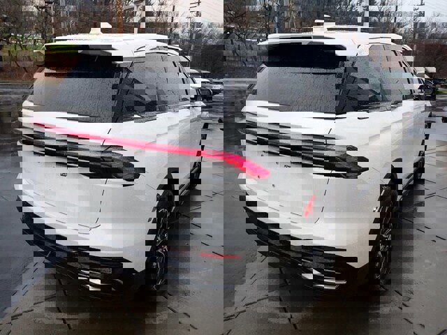 New 2026 Lincoln Nautilus Premier image 28