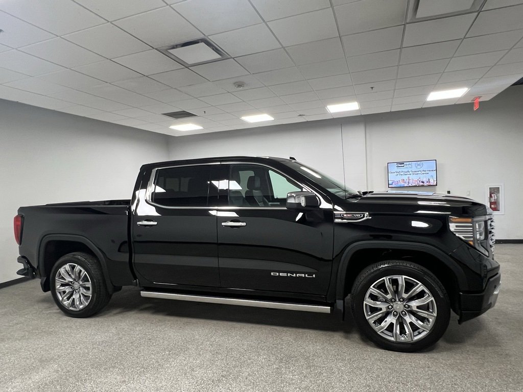Used 2025 GMC Sierra 1500 Denali w/ Denali Reserve Package image 15