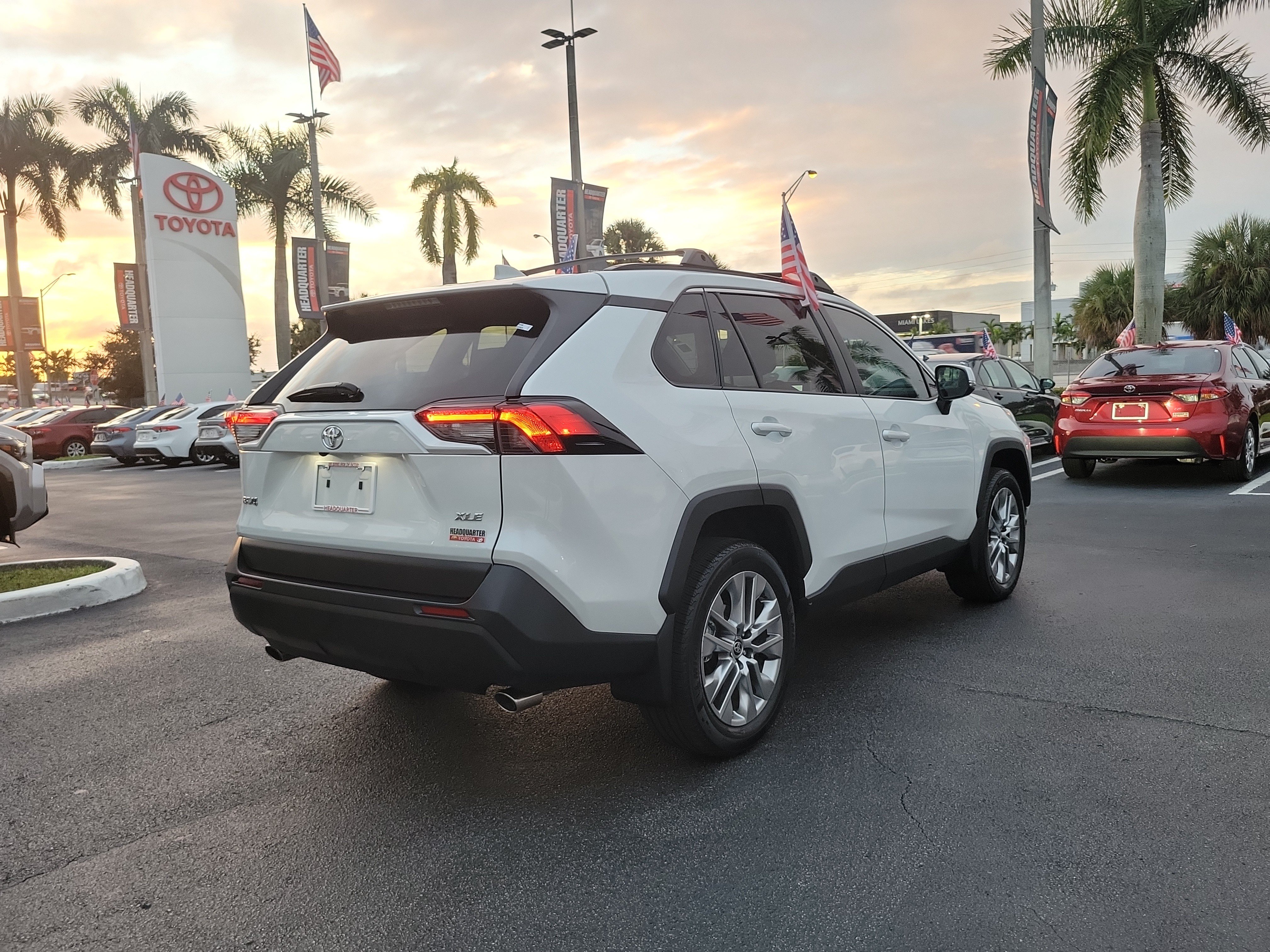 Used 2024 Toyota RAV4 XLE Premium FWD image 11