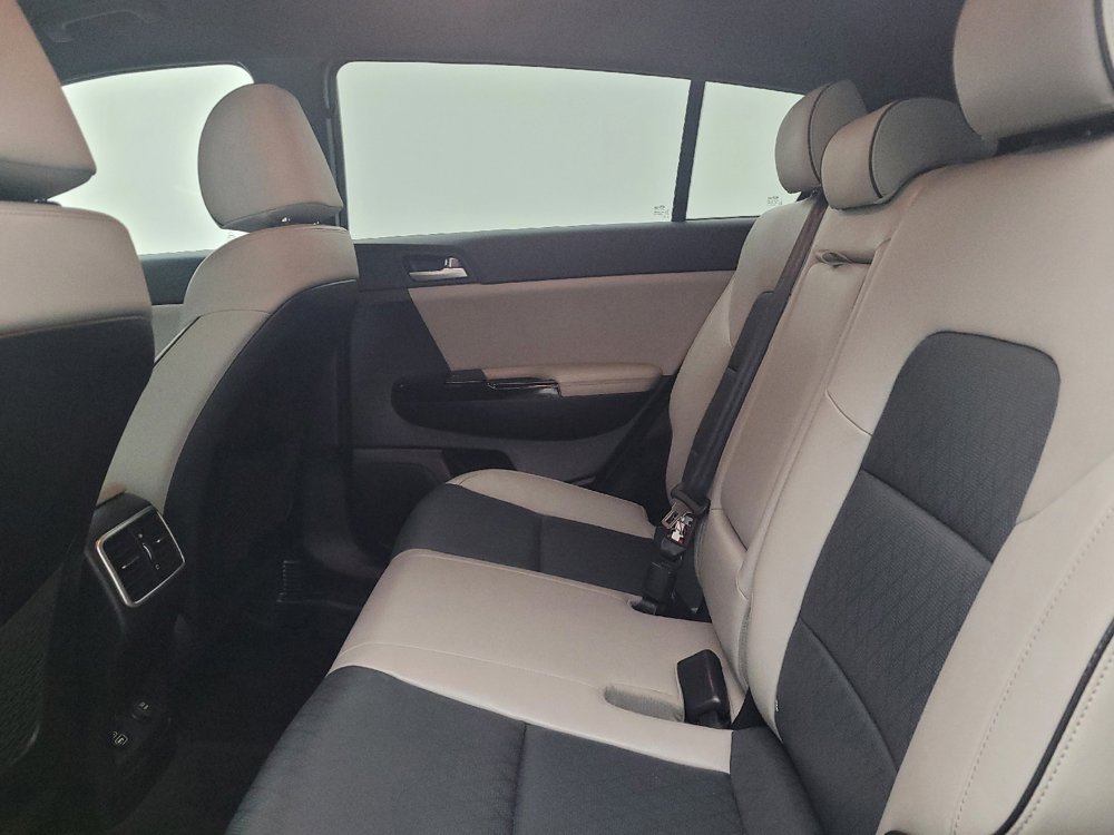 Used 2019 Kia Sportage EX w/ EX Sport Appearance Package AWD/4WD image 18