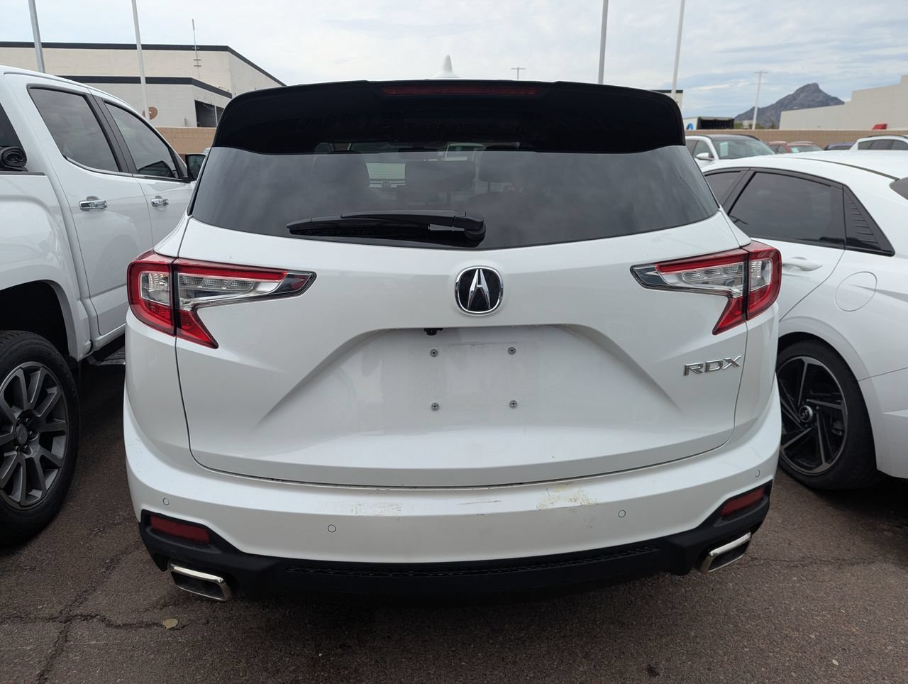Used 2023 Acura RDX w/ Technology Package FWD image 5