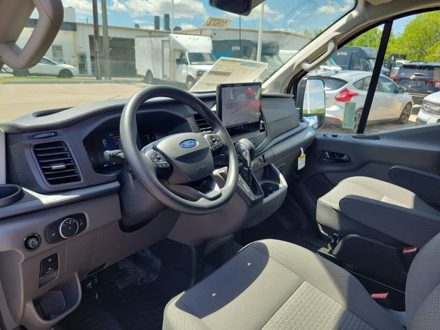 New 2026 Ford Transit 250 Low Roof RWD image 17