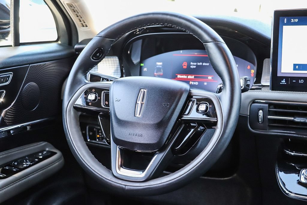 Certified 2023 Lincoln Corsair Reserve w/ Equipment Group 201A AWD/4WD image 19