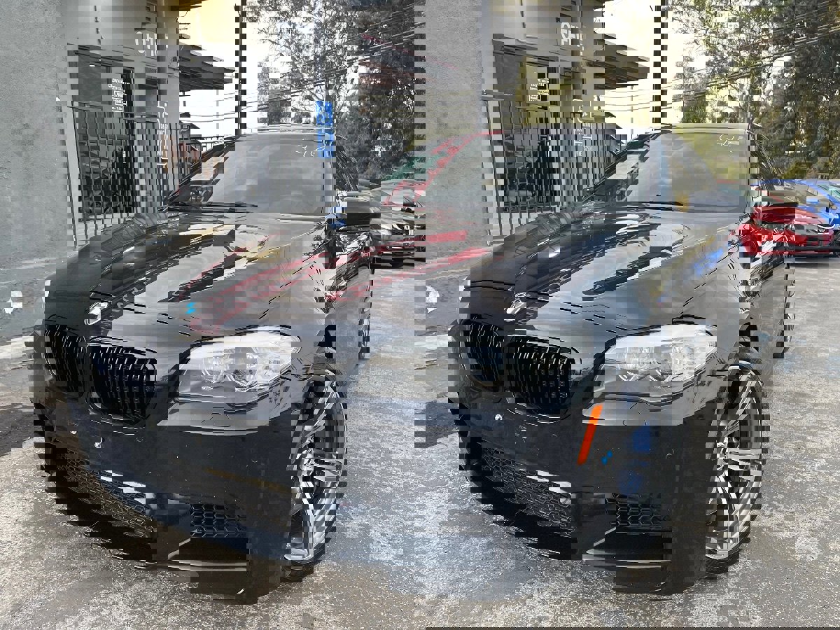 Used 2013 BMW M5 w/ Executive Pkg