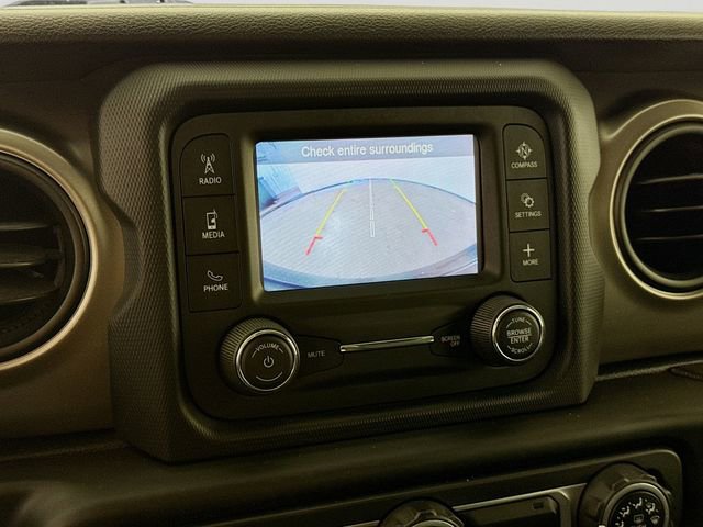 Used 2018 Jeep Wrangler Sport AWD/4WD image 13