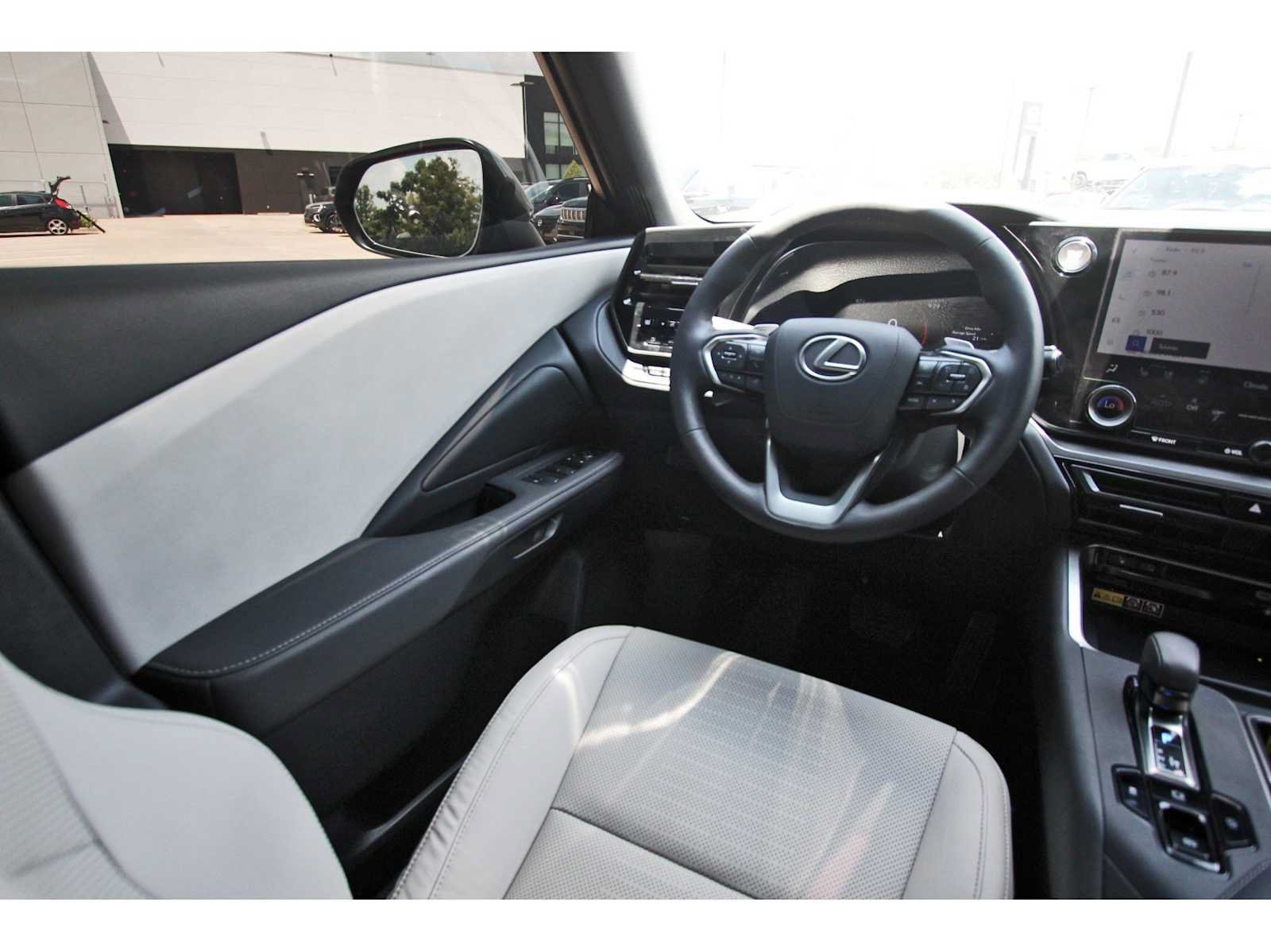 Used 2025 Lexus TX 350 FWD image 6