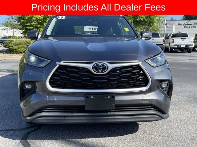 Used 2022 Toyota Highlander XLE AWD/4WD image 8