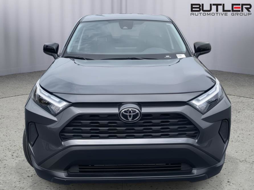 Certified 2025 Toyota RAV4 LE FWD image 8