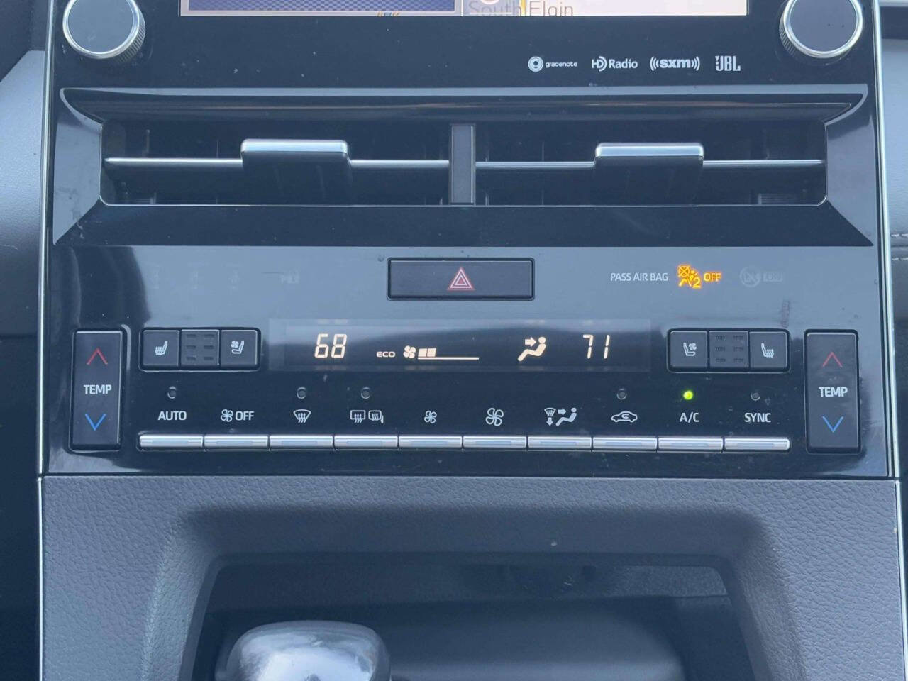 Used 2019 Toyota Avalon Touring w/ Advanced Safety Package image 31