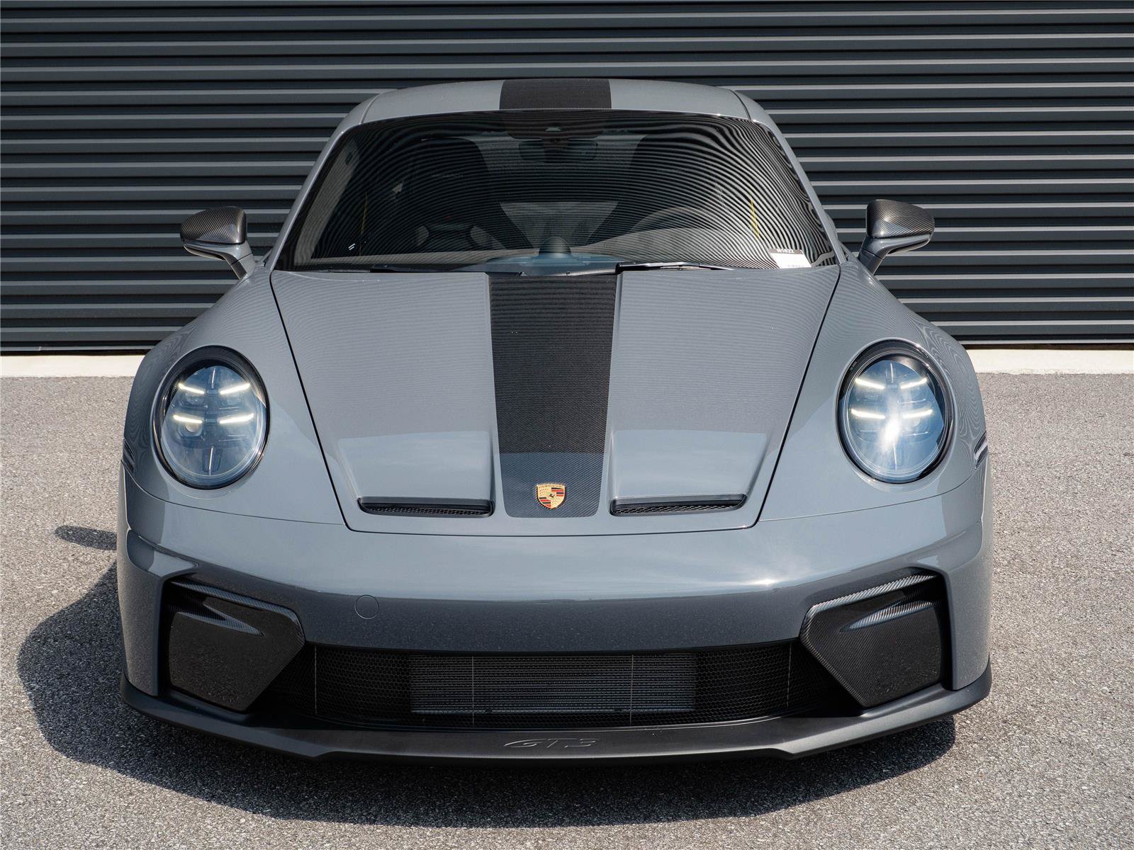 Certified 2026 Porsche 911 GT3 w/ Weissach Package RWD image 28