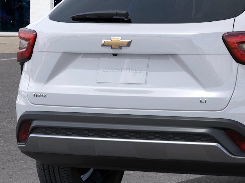 New 2026 Chevrolet Trax LT w/ Driver Confidence Package FWD image 17
