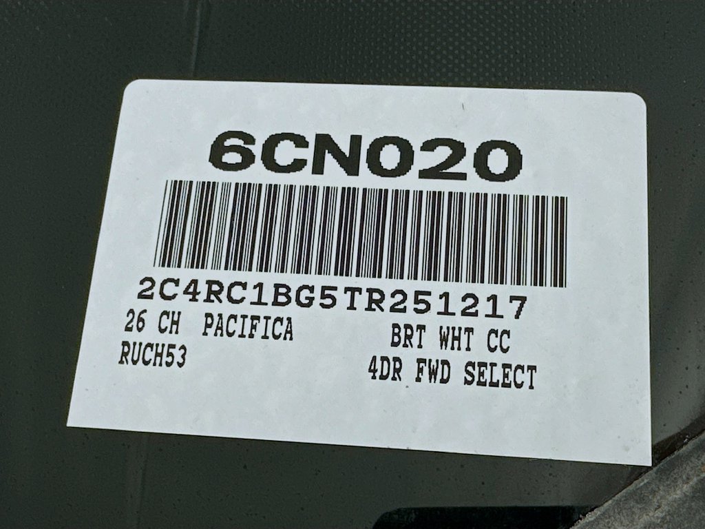 New 2026 Chrysler Pacifica Select FWD image 17