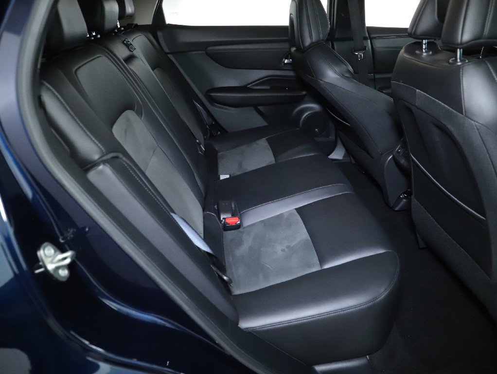 Certified 2024 Nissan Ariya AWD image 30