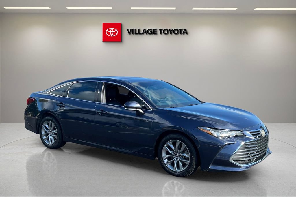 Certified 2019 Toyota Avalon XLE FWD image 7