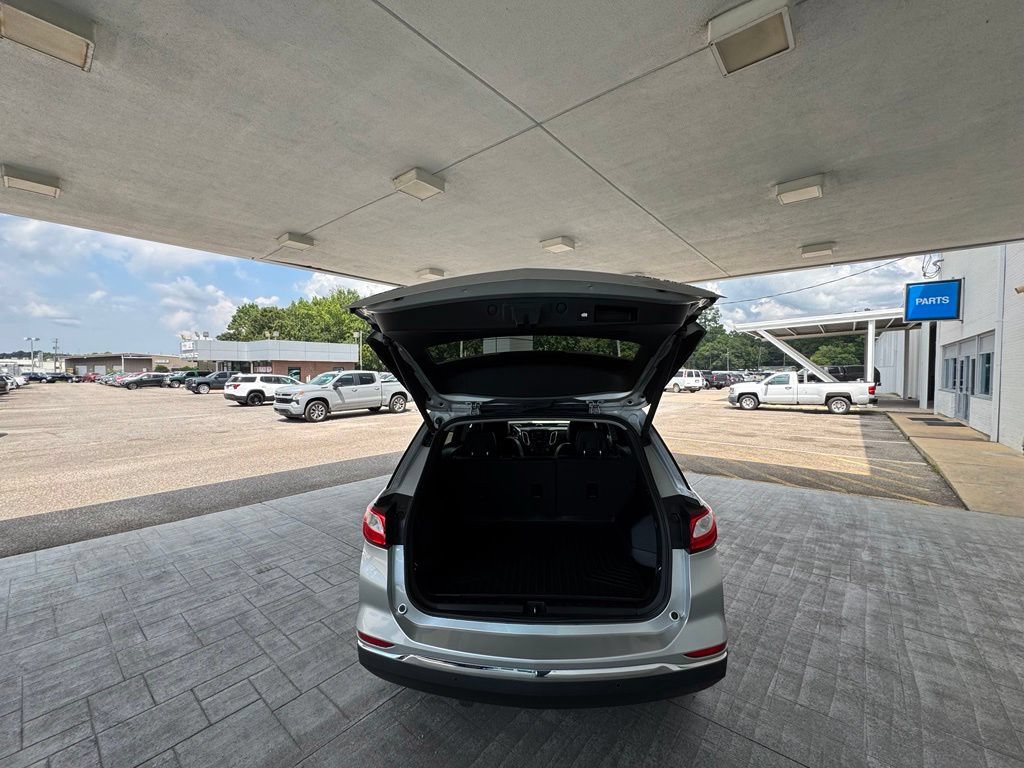 Used 2020 Chevrolet Equinox Premier AWD/4WD image 9