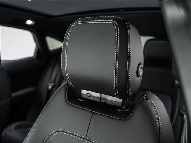 New 2024 Jaguar E-PACE R-Dynamic SE AWD/4WD image 16