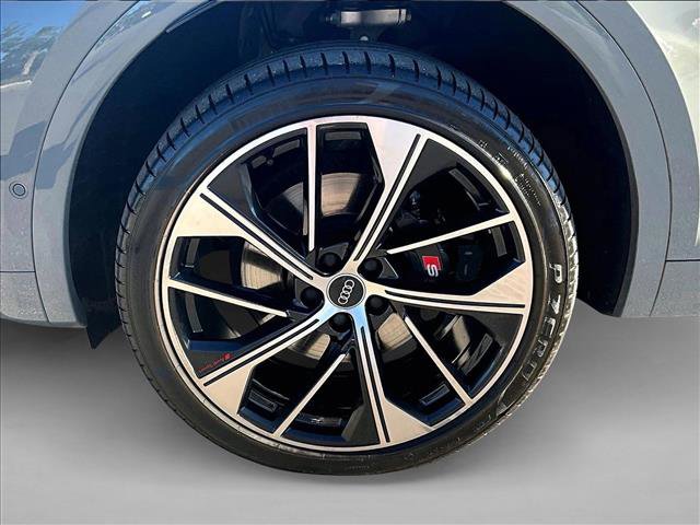 Used 2022 Audi SQ5 Prestige w/ Prestige Package image 10