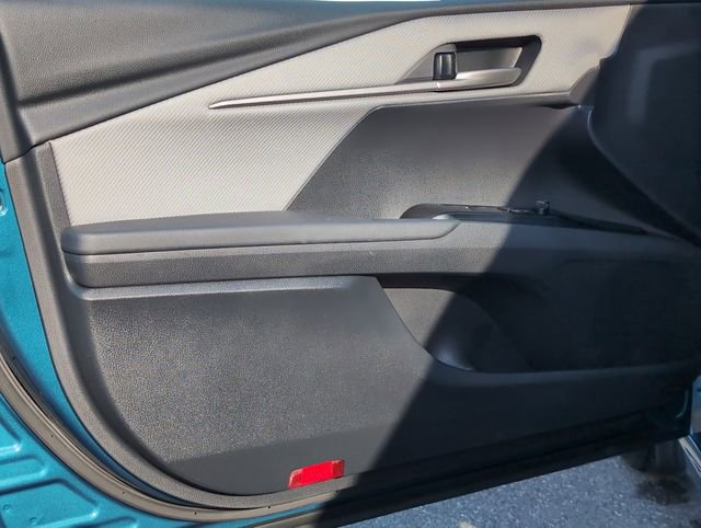 Used 2025 Toyota Camry SE image 11