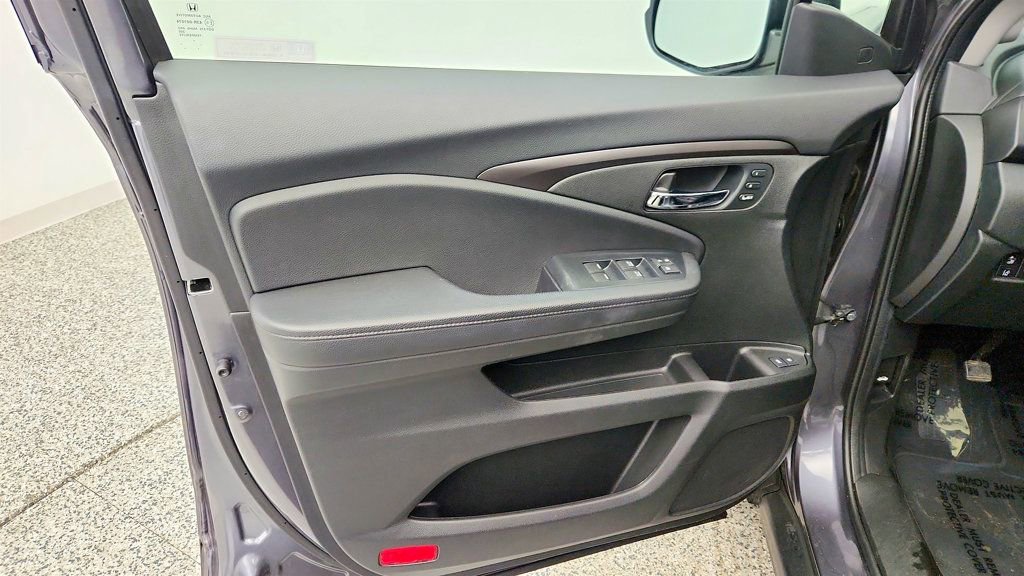 Used 2022 Honda Pilot EX-L image 11
