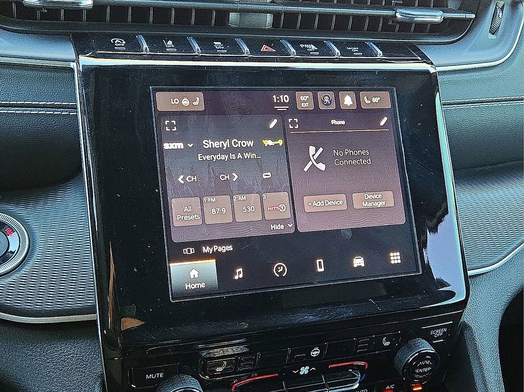 Used 2023 Jeep Grand Cherokee Altitude image 28