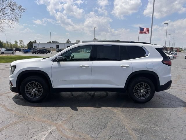 Used 2025 GMC Acadia Elevation AWD/4WD image 2