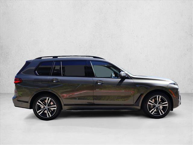 Certified 2026 BMW X7 xDrive40i w/ M Sport Package AWD/4WD image 5