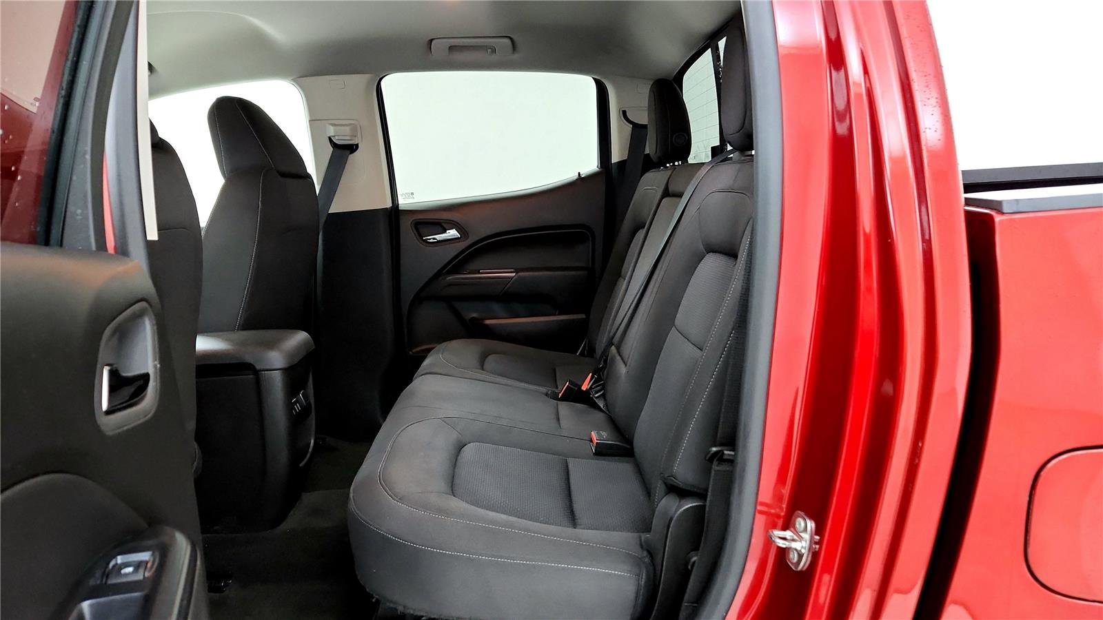 Used 2016 Chevrolet Colorado LT w/ LT Convenience Package image 21