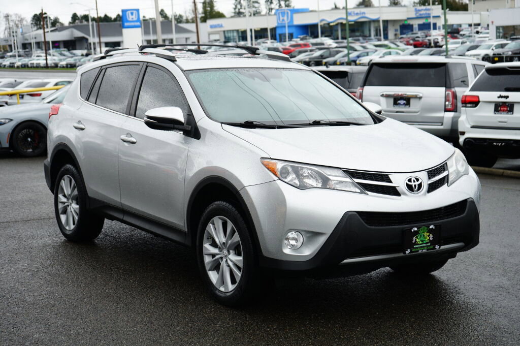 Used 2014 Toyota RAV4 Limited w/ Technology Package image 7